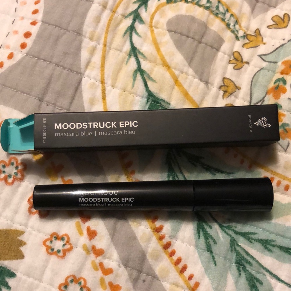 Blue Mascara